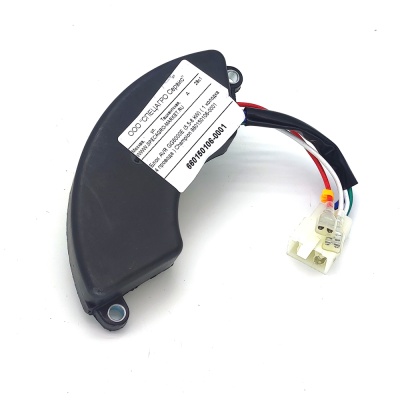 Блок AVR GG8000Е (5.5-8 kW) ( 1 колодка 4 провода ) Champion 660150106-0001
