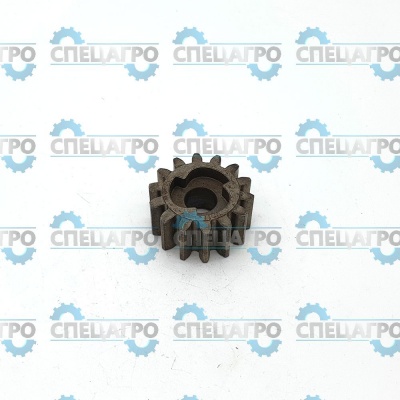 Шестерня левая на привод газонокосилке 000-095