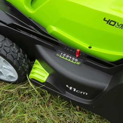 Газонокосилка G40LM35K2 (с 2А*Ч аккумуляторной батареей и зарядным устройством) Greenworks 2501907UA